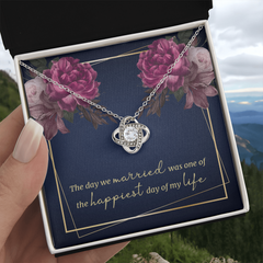 Love Knot Necklace – The Day We Married